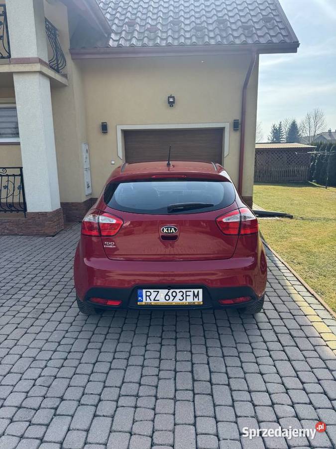 Kia Rio Zadbany Benzyna Klima kamera cofania ESP Kia Rzeszów