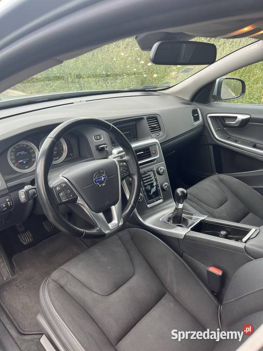 Volvo V60 D2 Poznań