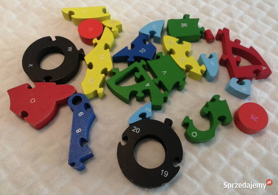 Klocki puzzle drewniane autko cyferki wyścigówka Czeladź