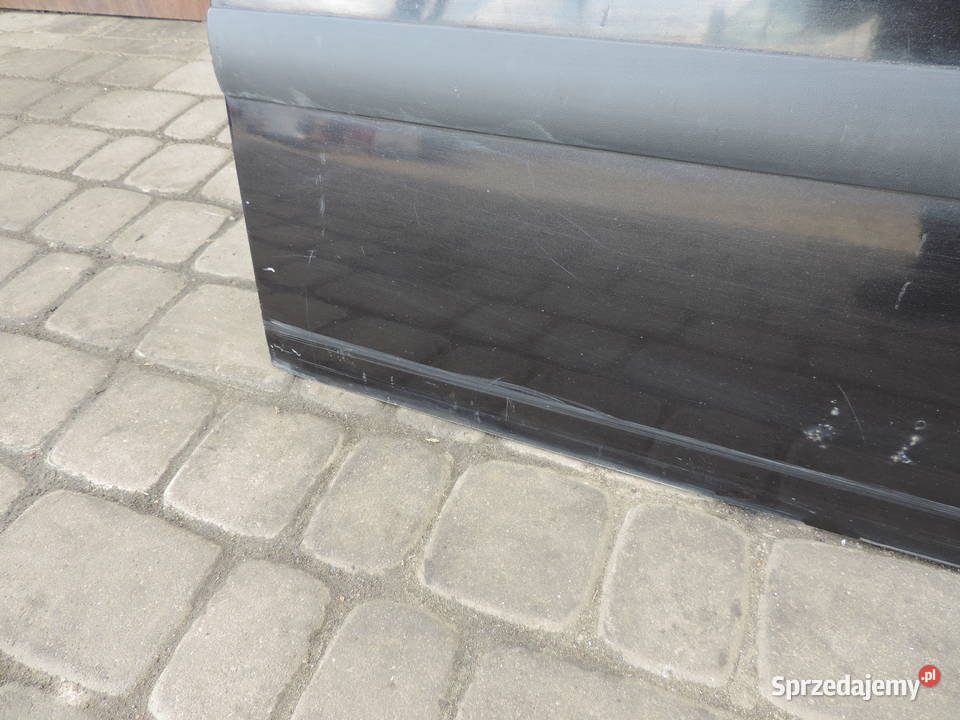 SEAT CORDOBA 2 DRZWI PRAWY PRZÓD LC9Z Rok produkcji 2004 Nowy Sącz sprzedam