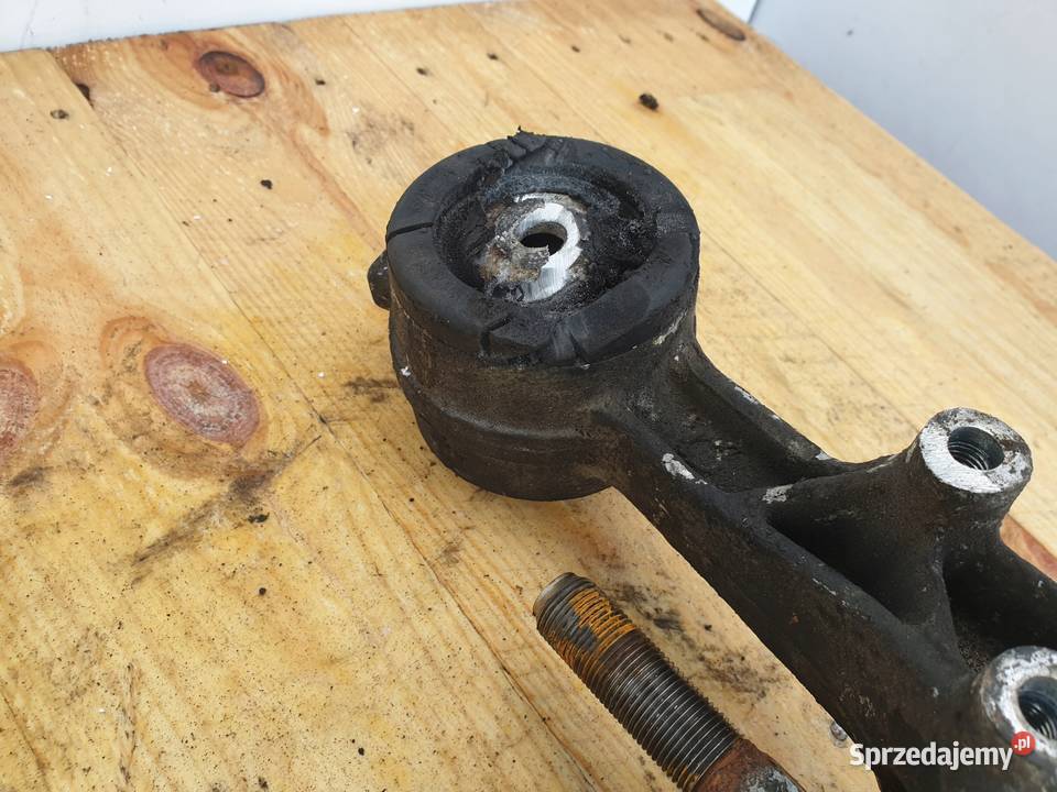 Mercedes W126 SEC PRZEDNI WAHACZ prawy przód Rudka