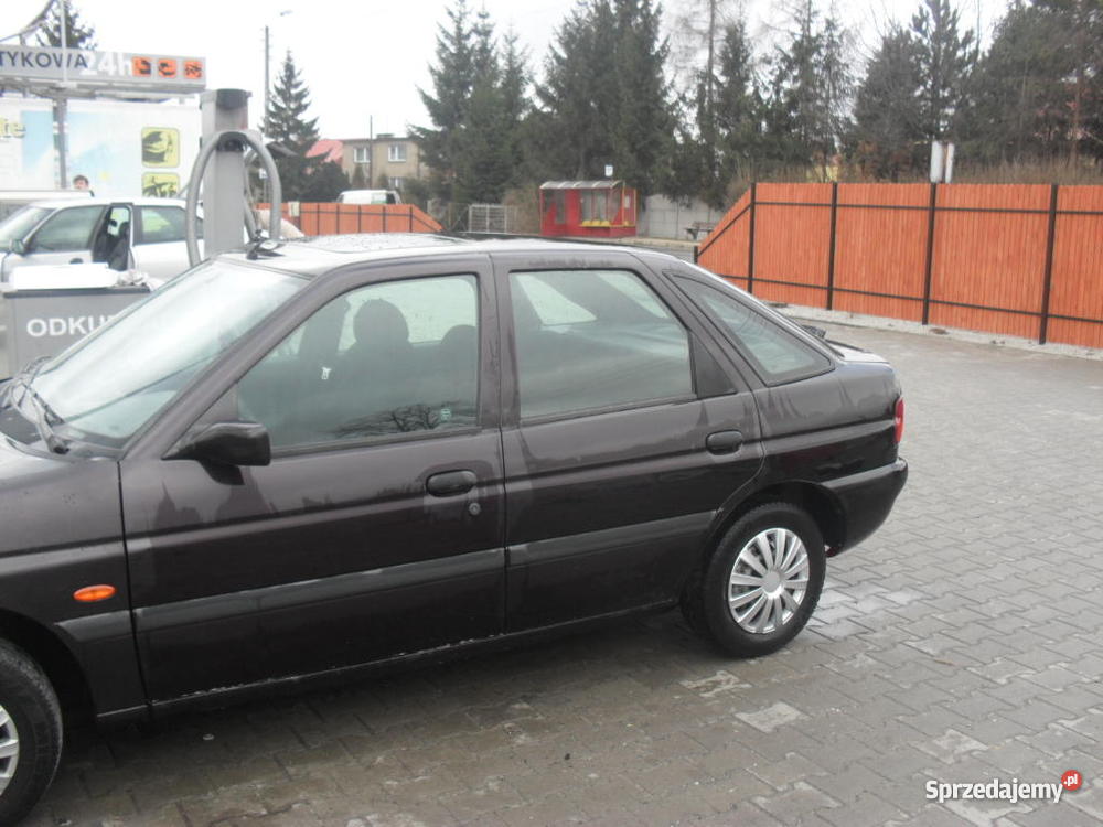 FORD ESCORT 14 WSPOMAGANIE GAZ Nysa