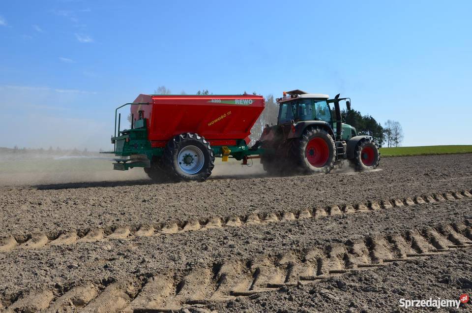 Rozsiewacz Wapna AgroMasz REWO 8200 Litrów Na Kielce