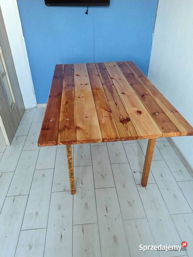 Sprzedam stół PRL z nowym drewnianym blatem Młodocin