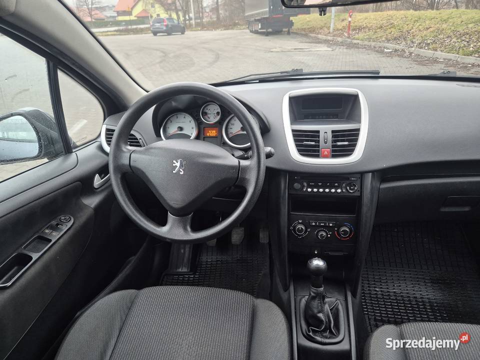 Peugeot 207 LIFT 5 Drzwi 14 benzyna 95 Klima 95KM Bujaków