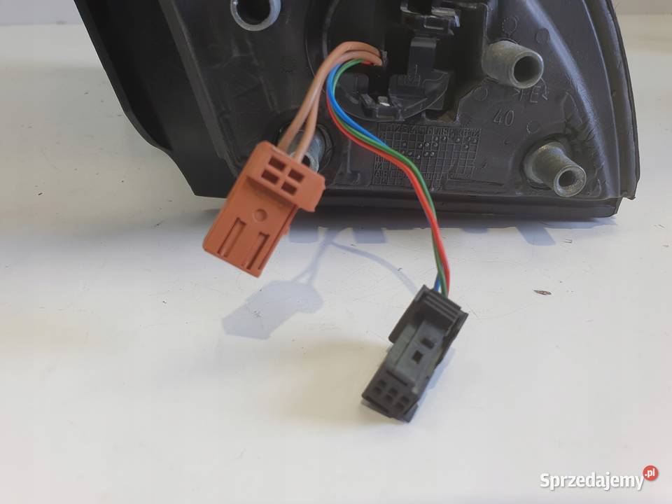 LUSTERKO Peugeot Partner II 0818r LEWE KIEROWCY osobowe lubelskie Chełm