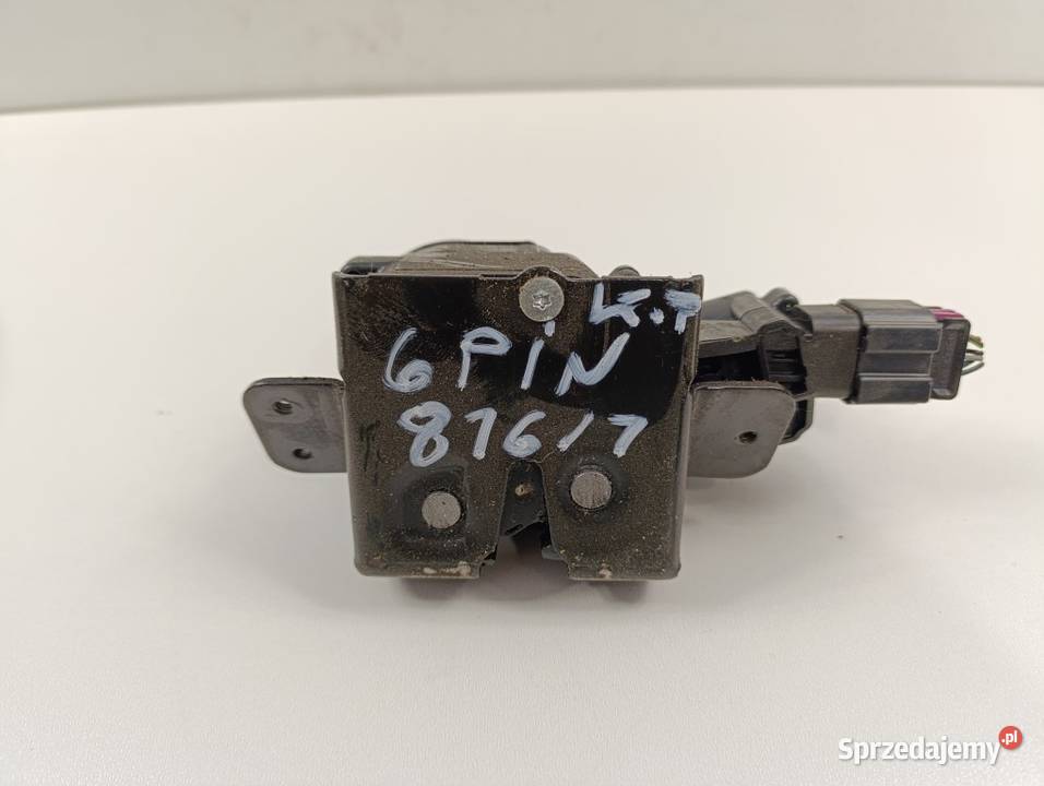 OPEL INSIGNIA A KOMBI ZAMEK KLAPY 6PIN DOCIĄG