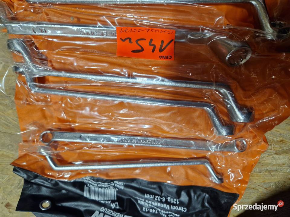 Zestaw 12 kluczy oczkowych odgiętych Manesman Głogowa