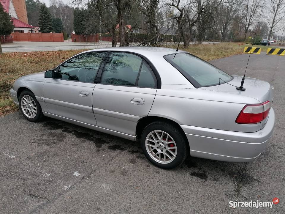 Opel Omega 22 dti sedan zamienię Radom
