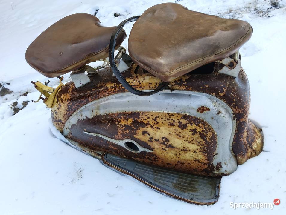 Skuter PEUGEOT 157B kokon