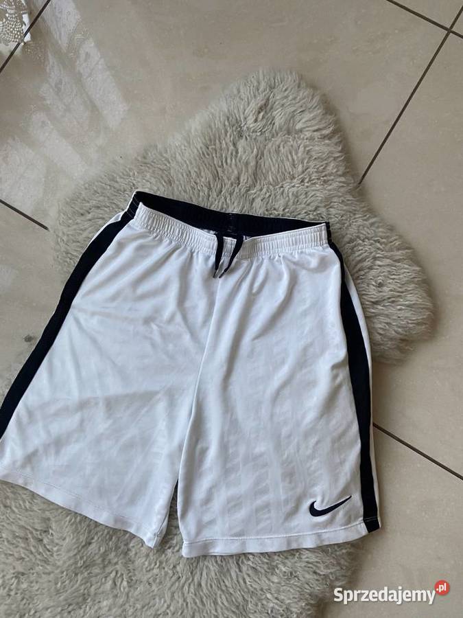 Spodenki szorty chłopięce Nike XL 158164 Siedlce