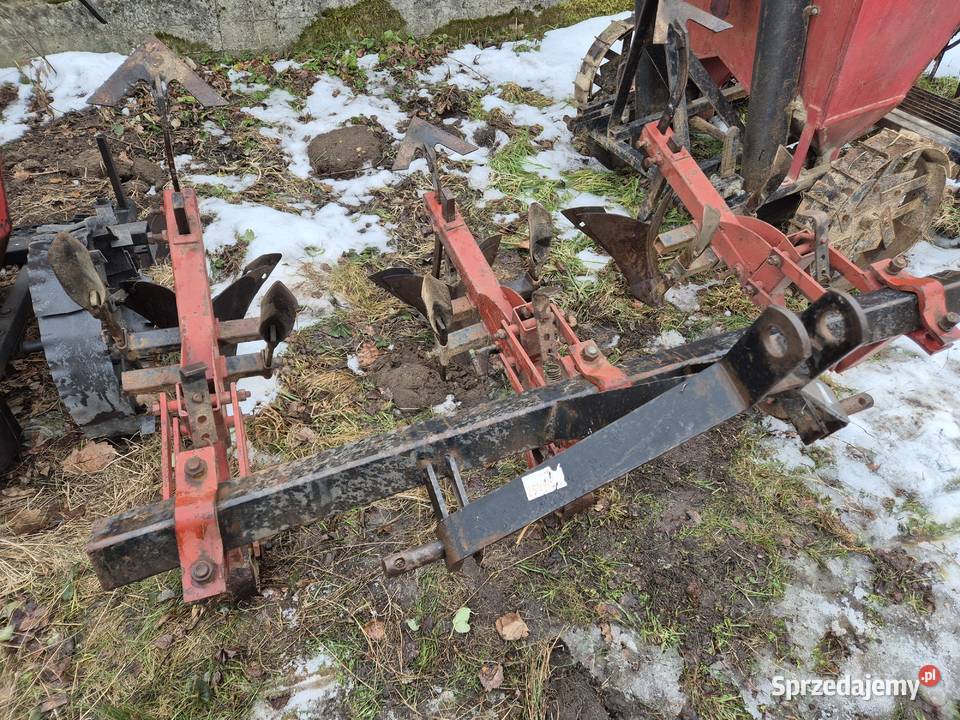 Pielnikobsypnik 3rzędowy nieuszkodzony Bucze