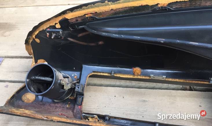 MercedesBenz W115 1973 Deski rozdzielcza konsola Łagiewniki