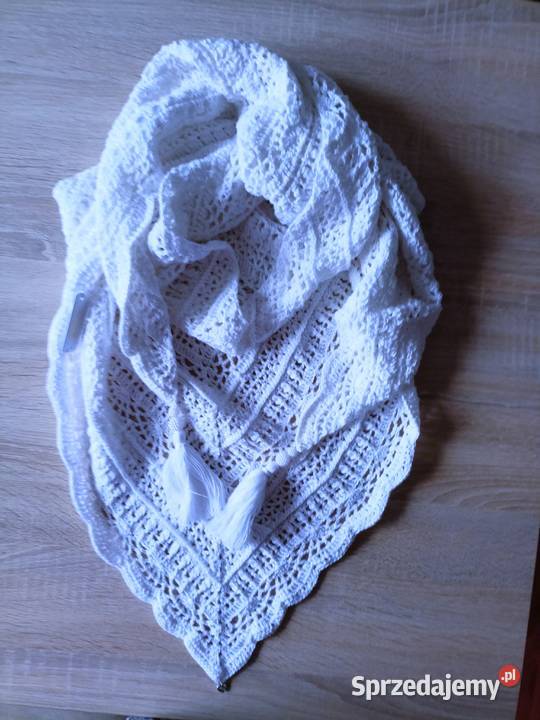 Chusta zrobiona szydelkiem Jarosław