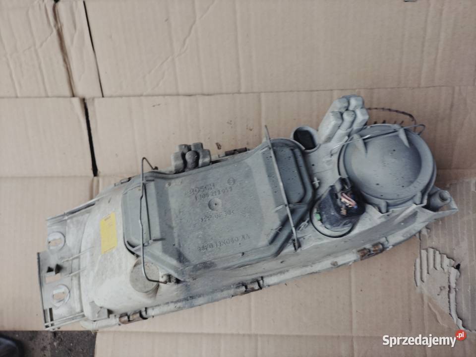 LAMPA PRZÓD PRZEDNIA PRAWA REFLEKTOR FORD FIESTA Kamień-Kolonia sprzedam