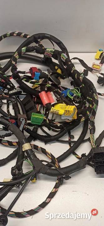 OPEL VIVARO C WIĄZKA KABINY KOMORY SILNIKA osobowe Materiały instalacyjne