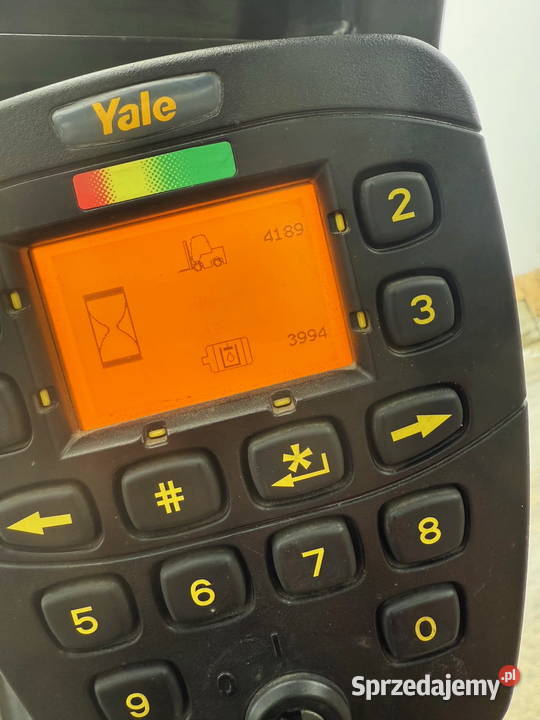 wózek paletowy z masztem LINDE L12 wolny skok Linde