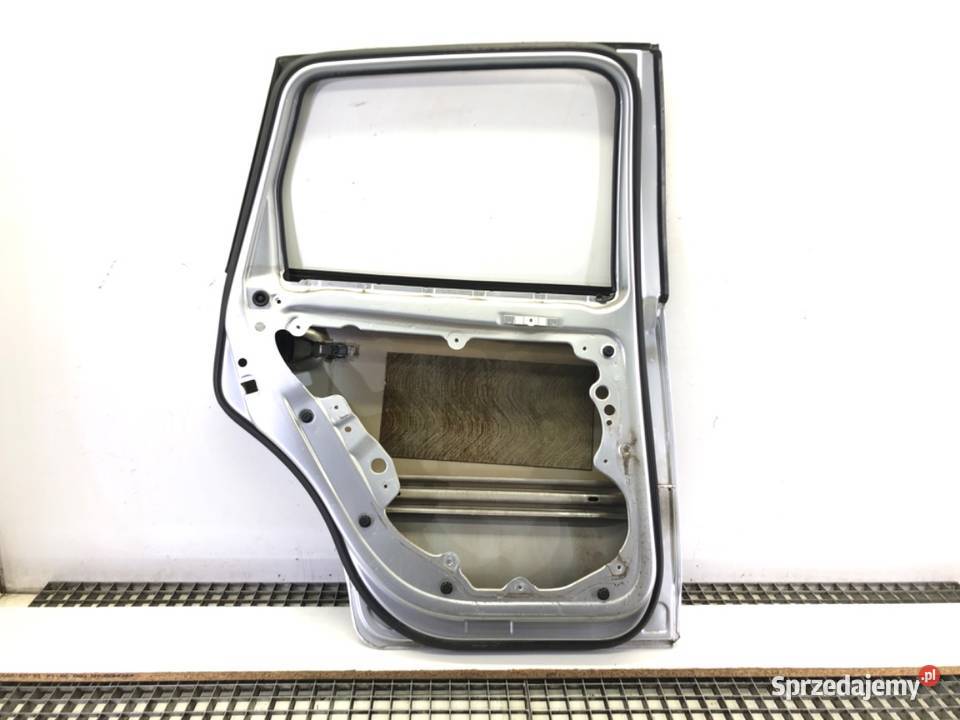 DRZWI LEWY TYŁ VW POLO IV 9N Hatchback 0114 sprzedam