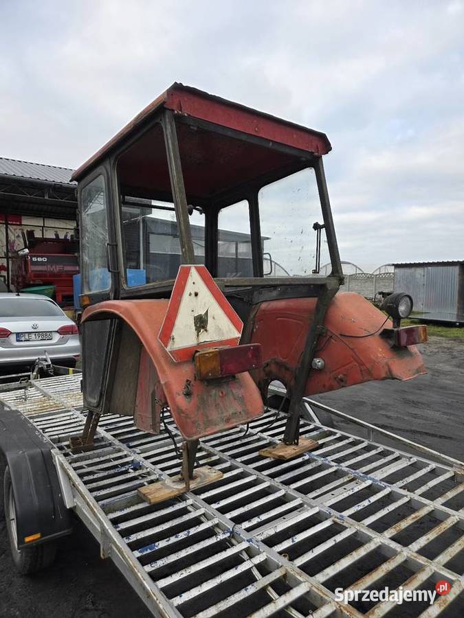 Kabina Ursus C360 z błotnikami Kunów Naglak Bukówiec Górny