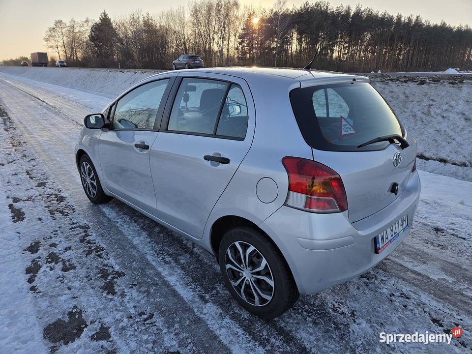 Toyota Yaris II 14 D4D 90 polift 200910r Yaris Grodzisk Mazowiecki