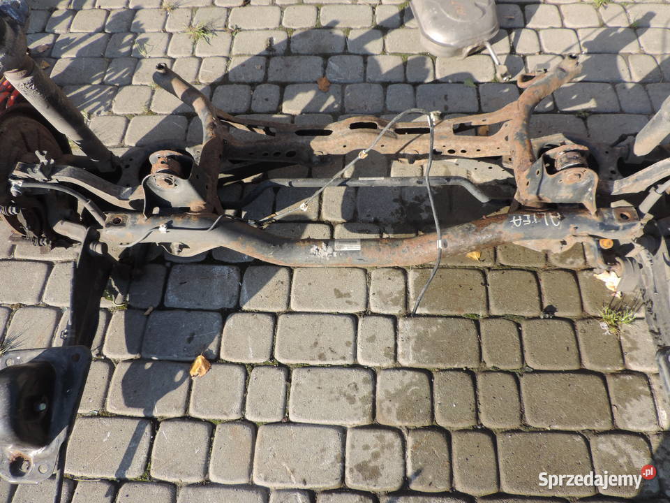 SEAT ALTEA 20 TDI BELKA ZAWIESZENIA TYLNEGO OŚ