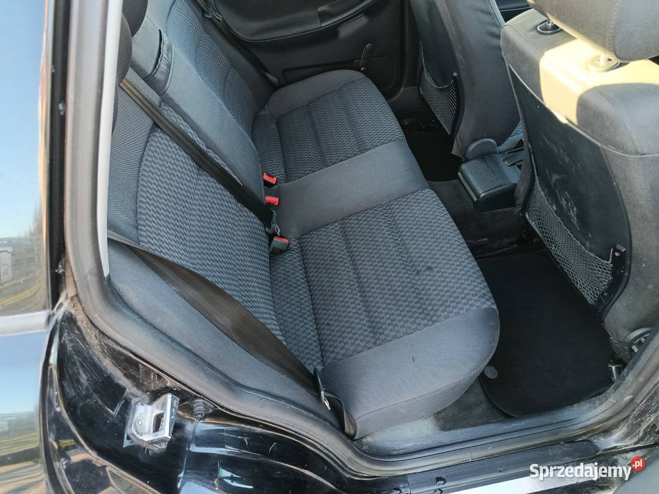 Audi A4 B5 LIFT 18 benzyna Avant ładny stan bez ABS lubelskie