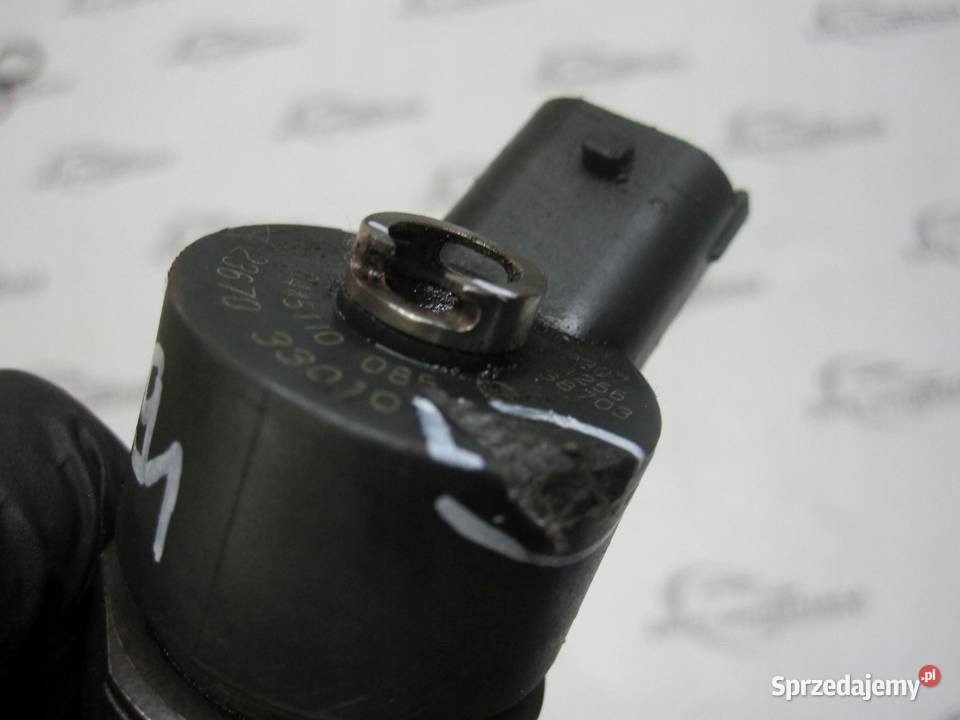 TOYOTA YARIS 2 II 14 D4D 90 Wtryskiwacz wtrysk