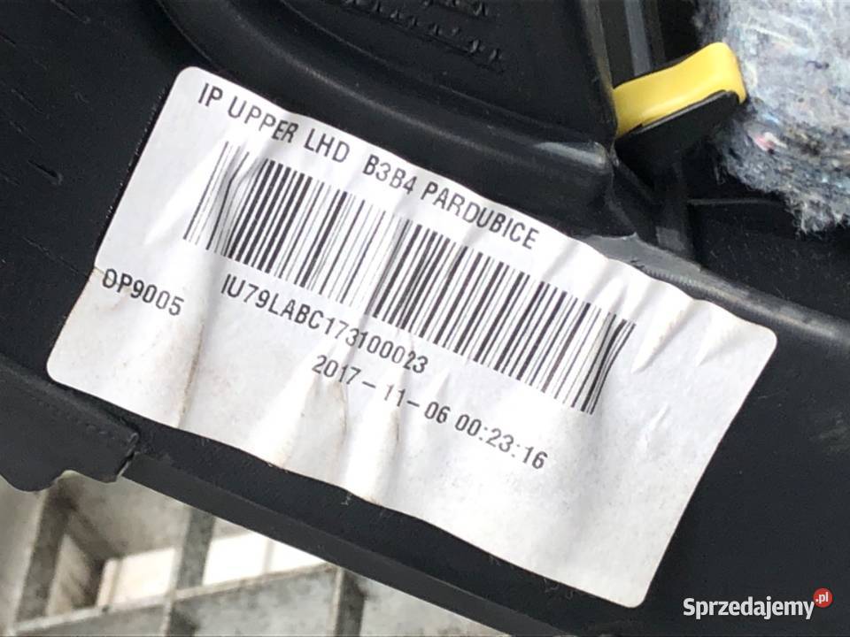 KOKPIT TOYOTA AYGO II Hatchback KONSOLA DESKA