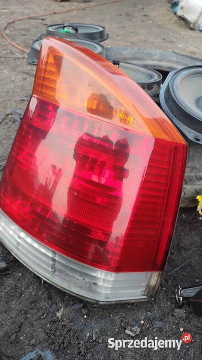 Lampa lewa prawa tył tylna Opel Vectra C HB Lampy tylne sprzedam