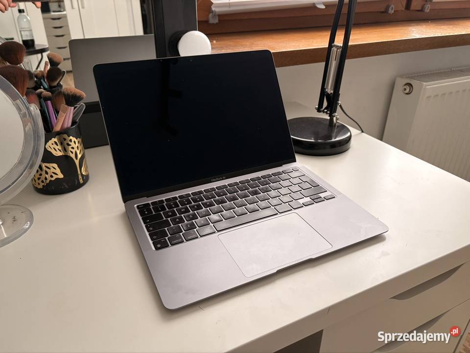 MacBook Air M1 8GB256GB Warszawa sprzedam