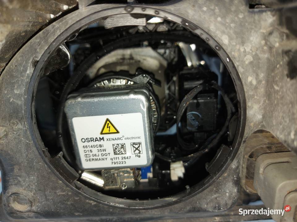 MERCEDES W212 11r lampa lewa przód A2128201959KZ Kielce sprzedam