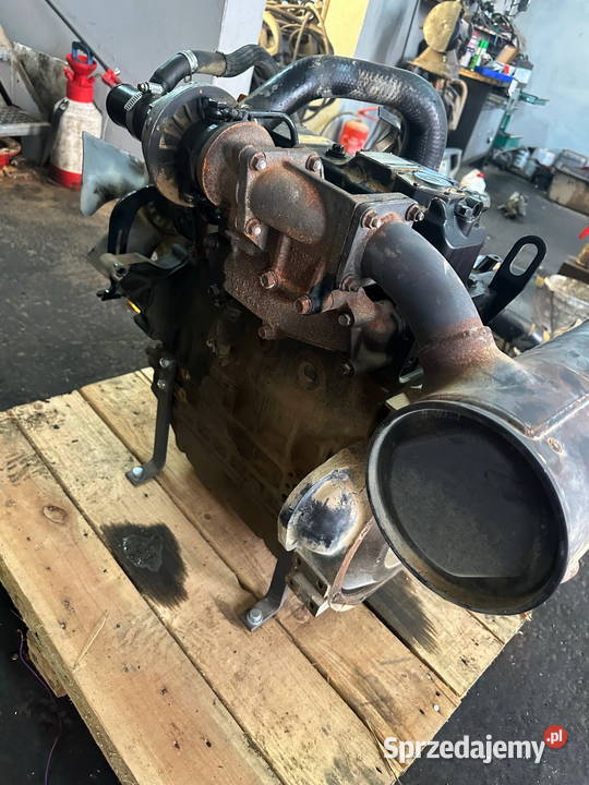 silnik 4cylindrowy Turbo YANMAR 4TNV84T Działoszyn