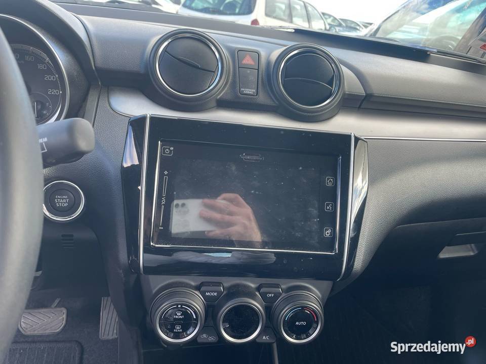 SUZUKI Swift 12i Dualjet Hybride 83 Pack GM320 dolnośląskie Wrocław sprzedam