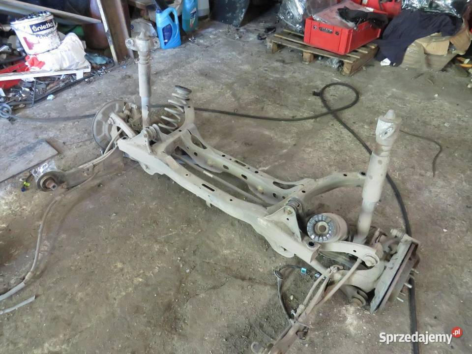 ZAWIESZENIE TYLNE BELKA OŚ TYŁ HYUNDAI I30 III