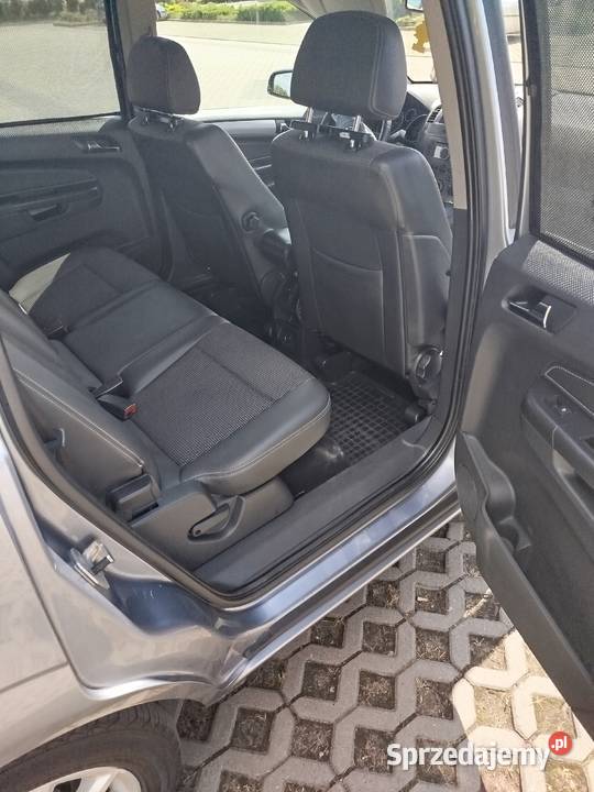 Sprzedam Opla Zafirę 18 benzyna gaz Stara Błotnica