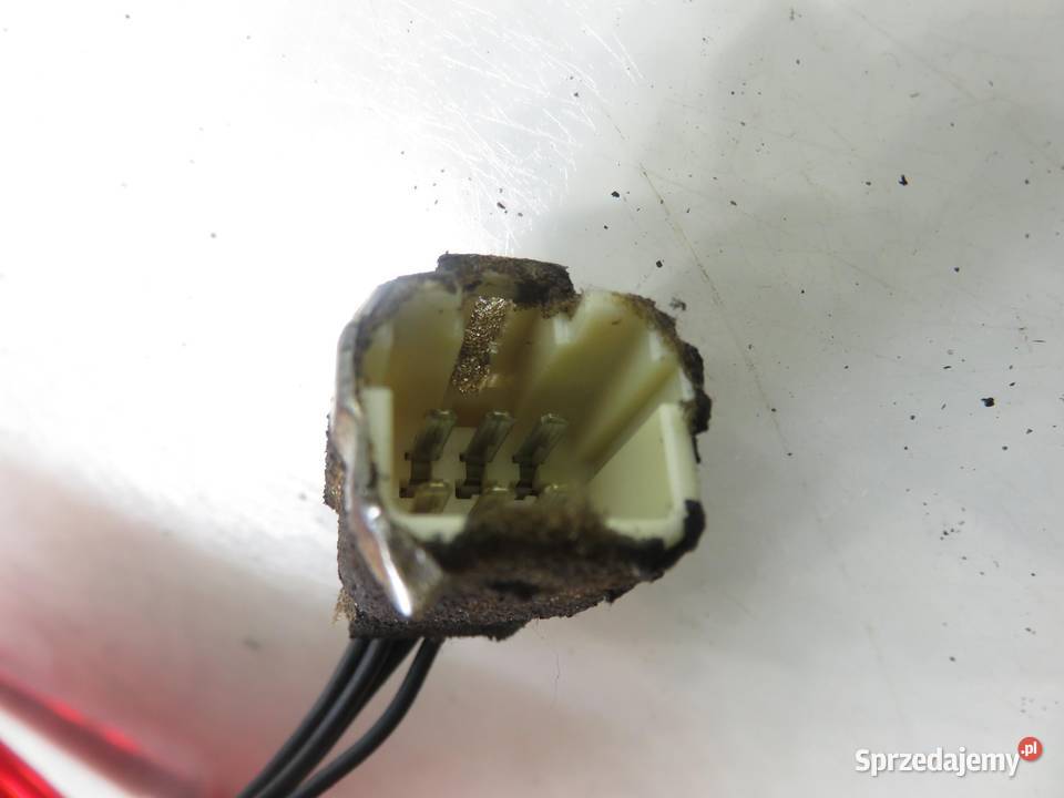 LAMPA LEWA TYLNA OPEL AGILA B H08 89071595