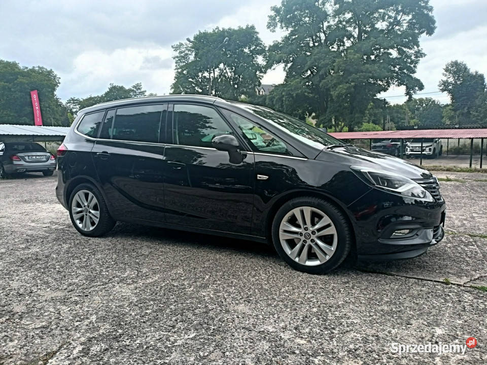 Opel Zafira 2019 automat 7 osobowe zadbane hak C Tomaszów Mazowiecki