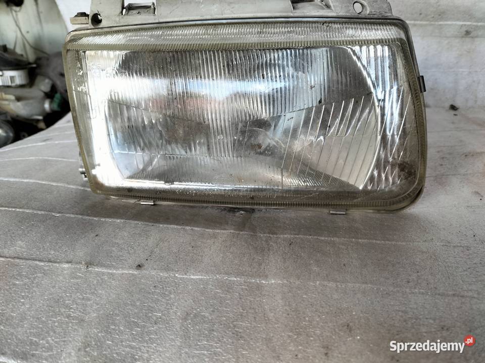 VW POLO 6N LAMPA PRZEDNIA PRAWA 96249600 osobowe Kamień-Kolonia sprzedam