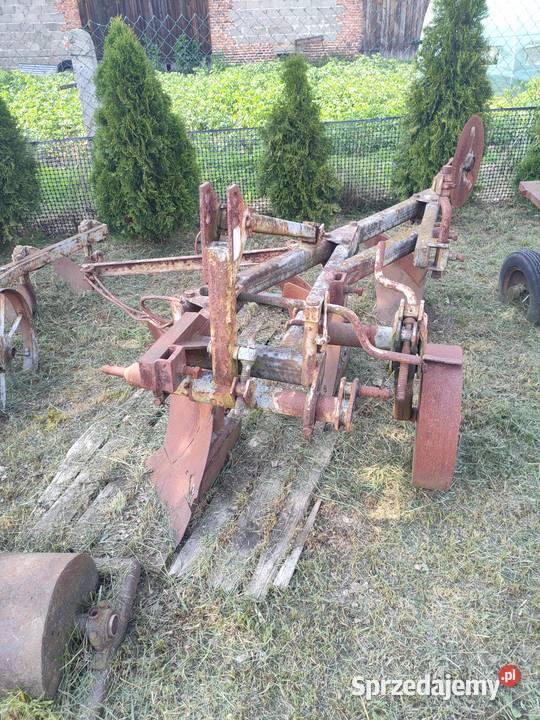 Pług 3 skibowy Pługi Nowe Budkowice