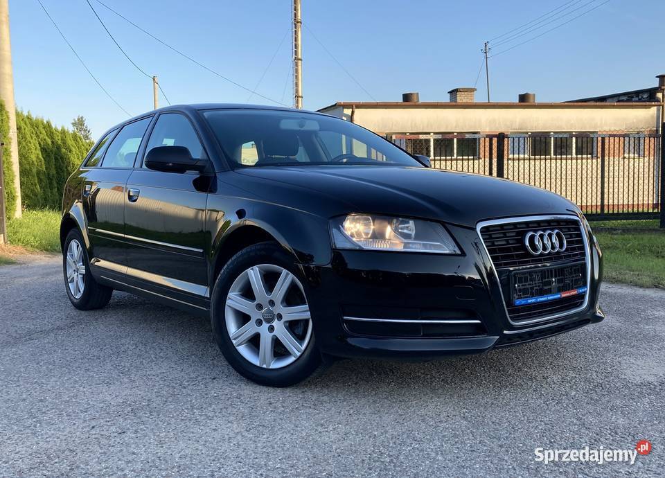 Audi A3 16 MPI 102 75kW 122010r 120244SERWISBE sprzedam