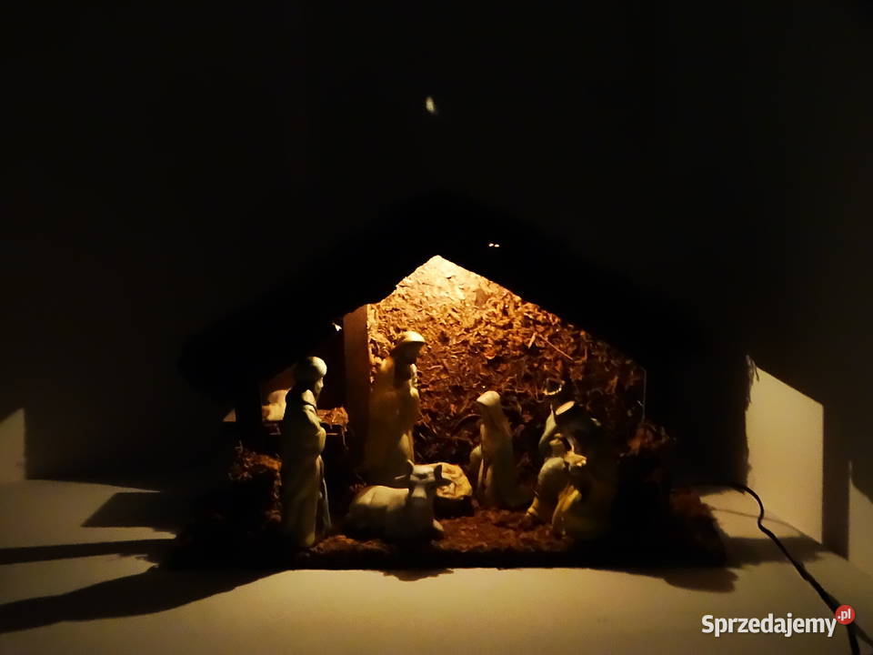 Szopka bożonarodzeniowa z figurkami tradycyjna lubelskie Biłgoraj