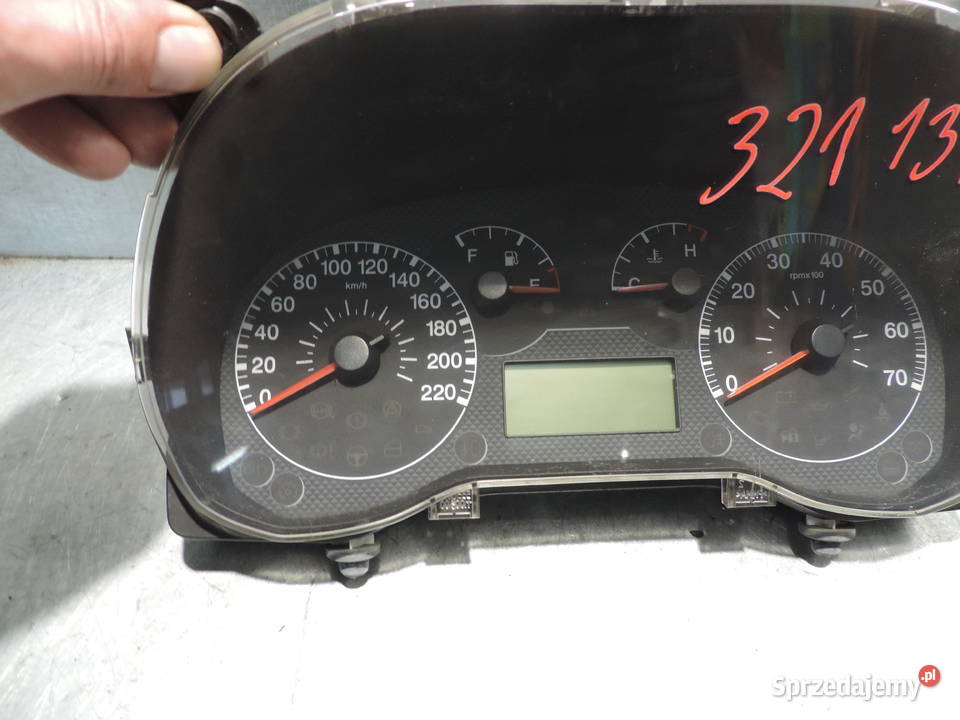 LICZNIK PRĘDKOŚCIOMIERZ FIAT GRANDE PUNTO 14 8V Liczniki i zegary