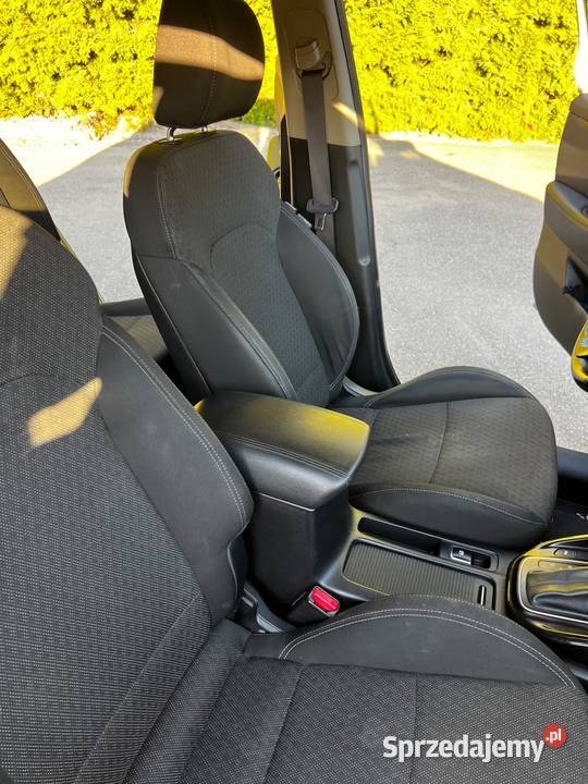 Kia Carens 17 CRDI 141 Stan 7mio Osobowy wspomaganie kierownicy