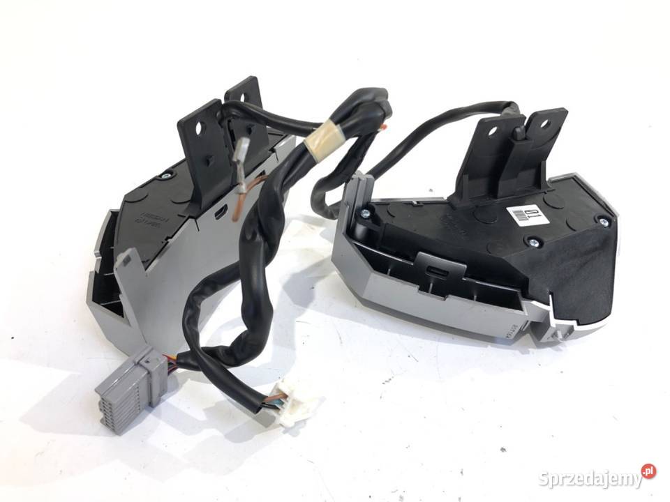 PRZEŁĄCZNIKI KIEROWNICY NISSAN LEAF ZE0 WŁĄCZNIK