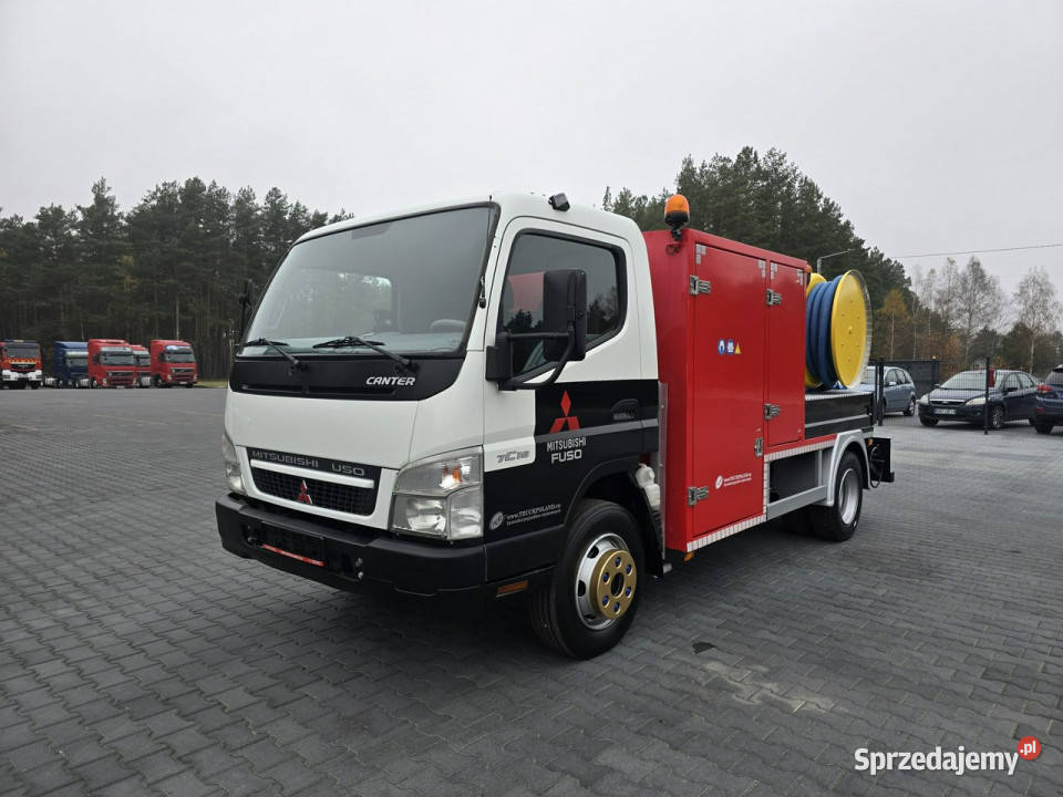 Mitsubishi RIONED COMBI WUKO DO CZYSZCZENIA Samochody ciężarowe Daleszyce sprzedam