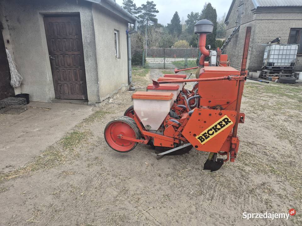 Siewnik do kukurydzy 4rzędowy Becker z Gawłów