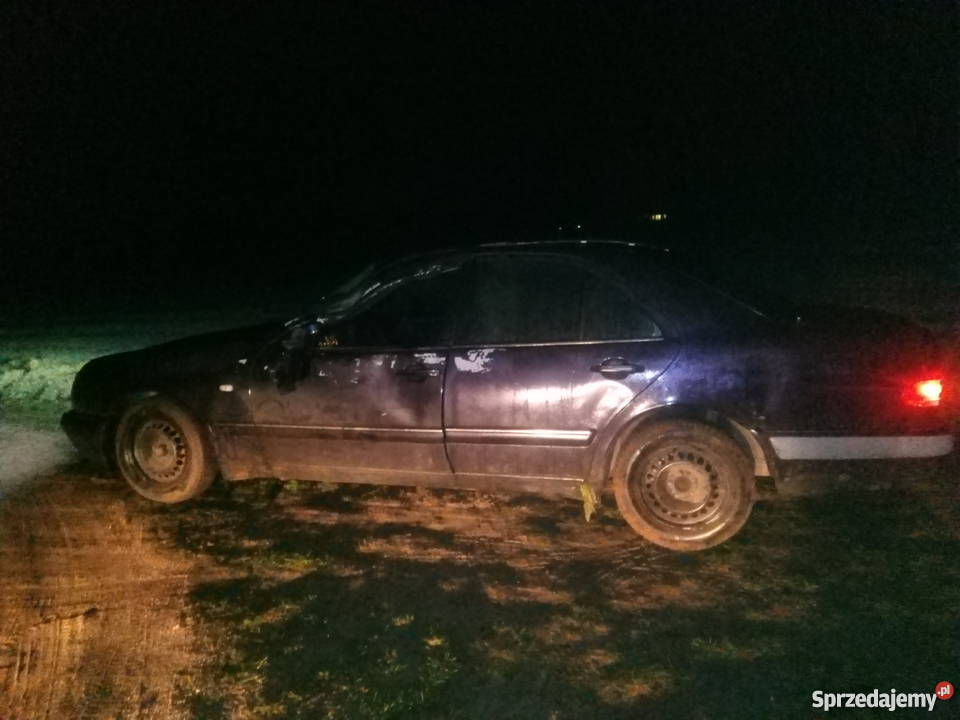 Uszkodzony MercedesBenz W210 E290TD klimatyzacja Jagodniki