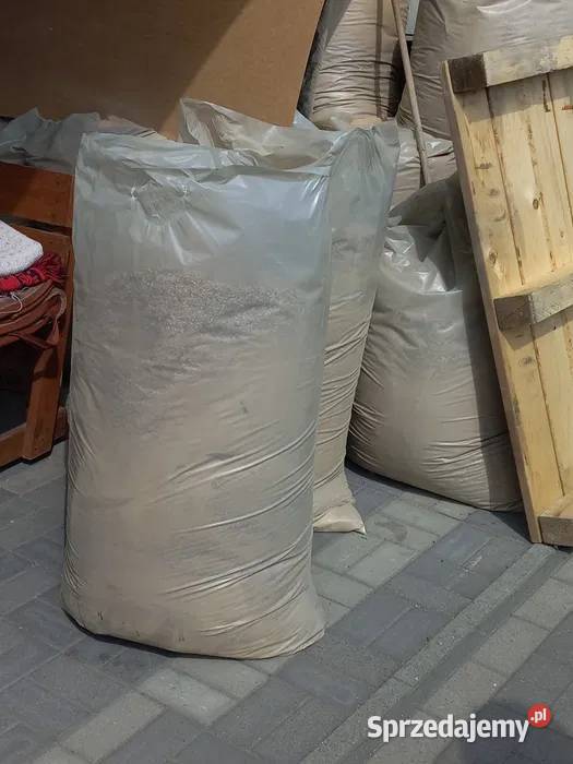 Sprzedam suche trociny dębowe worki 80L małopolskie Olkusz