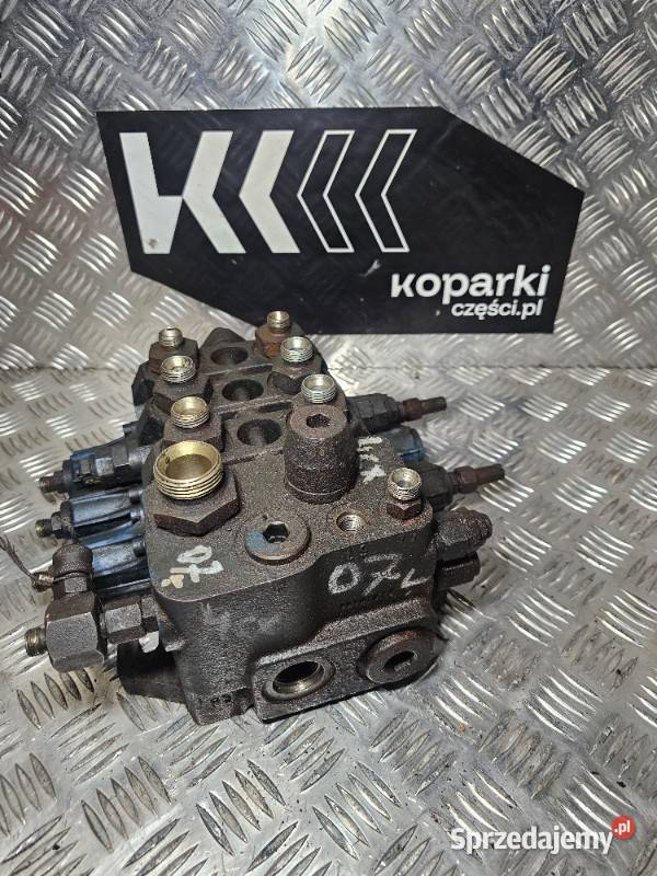 Rozdzielacz hydrauliczny przedni JCB 3CX 4CX 4CN Układ hydrauliczny Gdynia