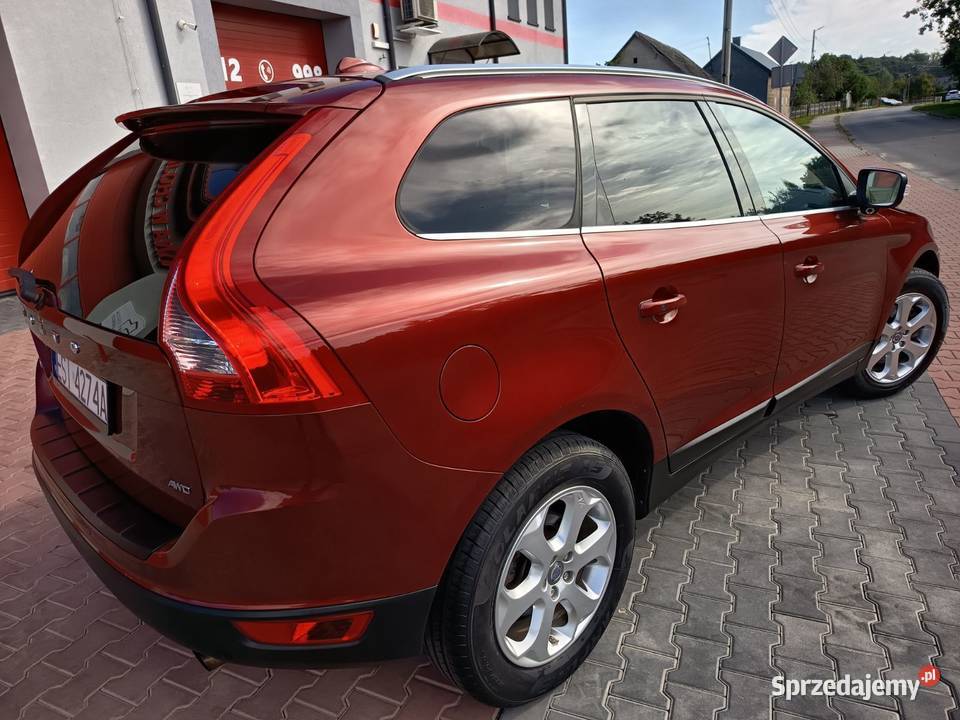 Ładne volvo xc60 32 benzyna 4x4 zarejestrowany Sieradz